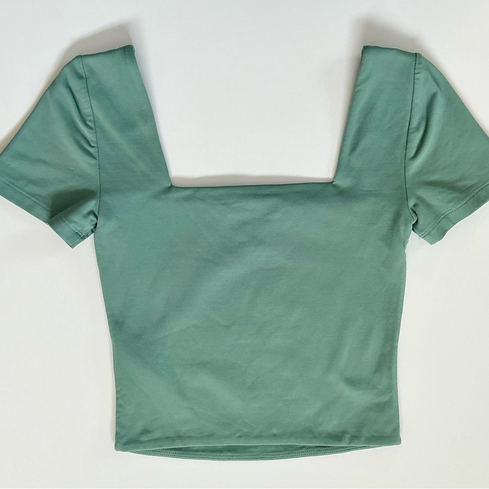 Aritzia Babaton Contour Top Sz XS - Picture 4 of 5